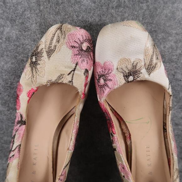 Kelly & Katie Shoes Womens 7 Floral Pump Block Heel Slip On Fashion Event Formal - Picture 9 of 14